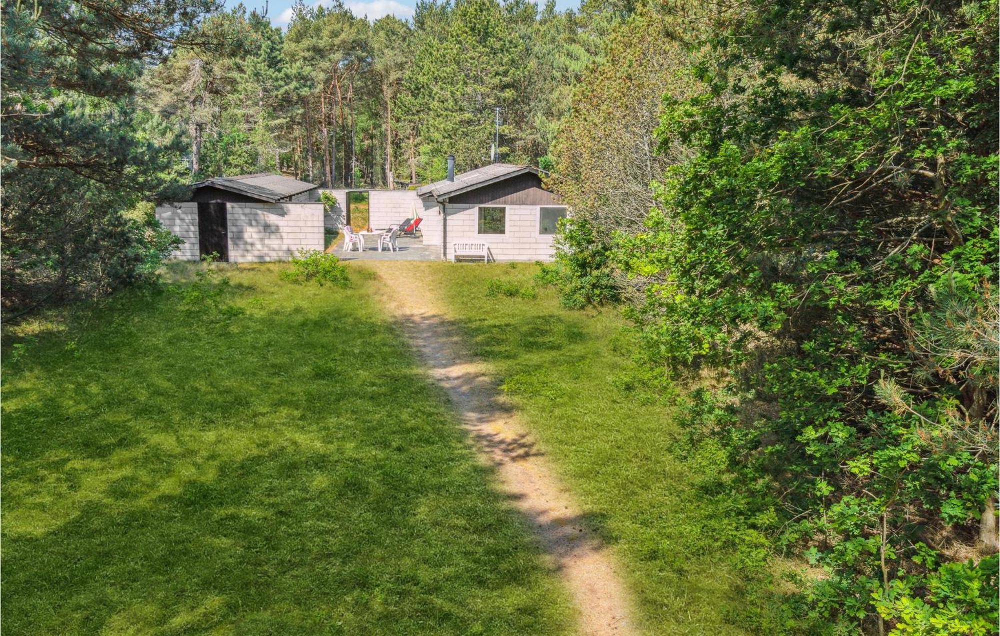 3 Bedroom Awesome Home In Neksø Εξωτερικό φωτογραφία