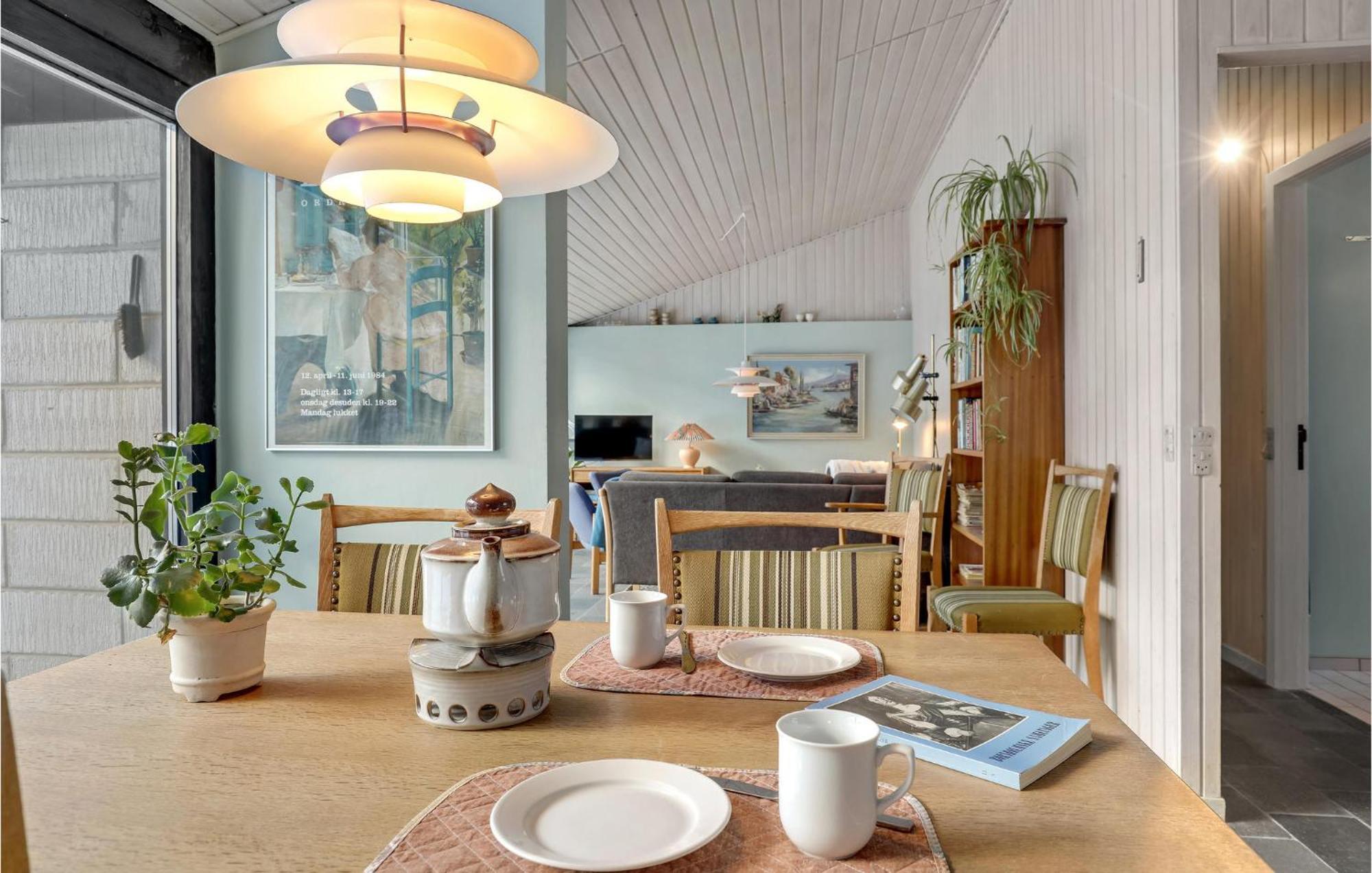 3 Bedroom Awesome Home In Neksø Εξωτερικό φωτογραφία